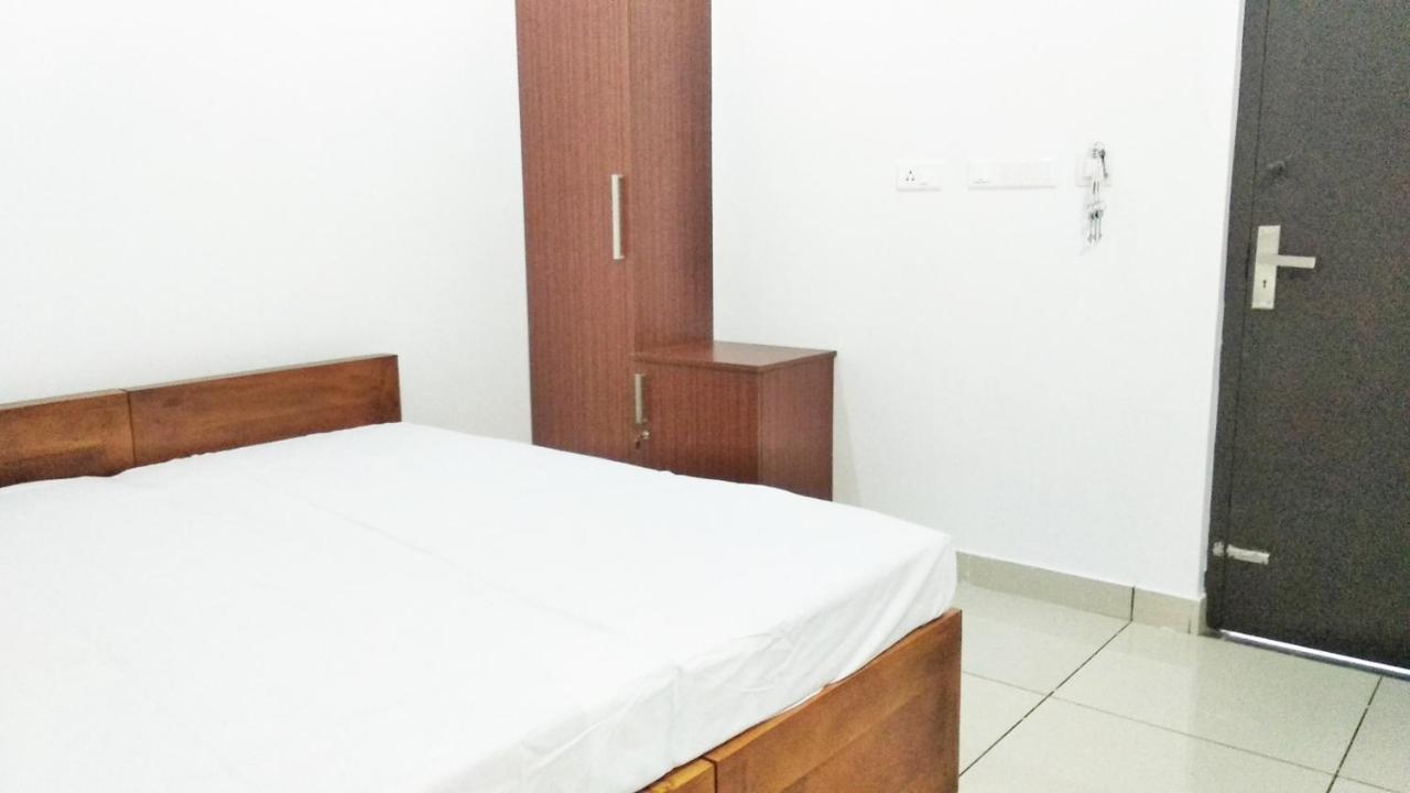 Hotel Thekkumpuram Residency Kondotty Exteriér fotografie